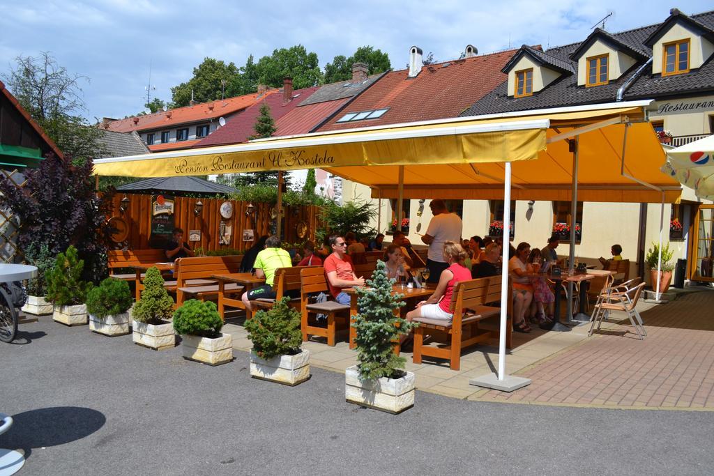 Apartmany U Jezera Na Namesti Frymburk Exterior photo